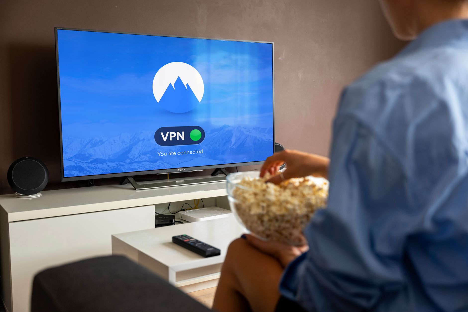 Jak korzystać z IPTV: Przewodnik po kanałach 2026